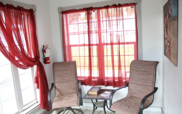 9th Ave Hostel