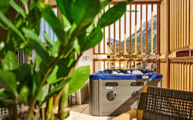 die Tauplitz Lodges - Alm Lodge A3 by AA Holiday Homes