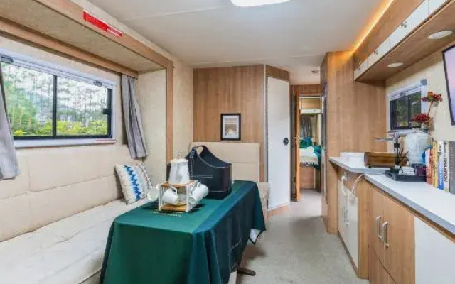 Ningbo Muyun Caesar RV Campground (Fenghua Xikou Branch)