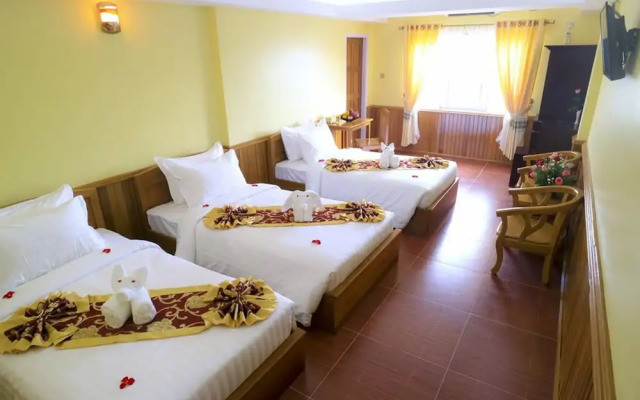 Golden Gum Kino Hotel Nyaung Shwe