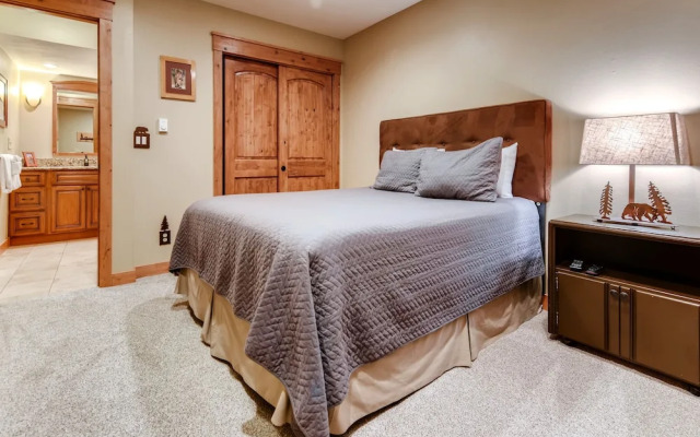 Park Place Condos by CRMR