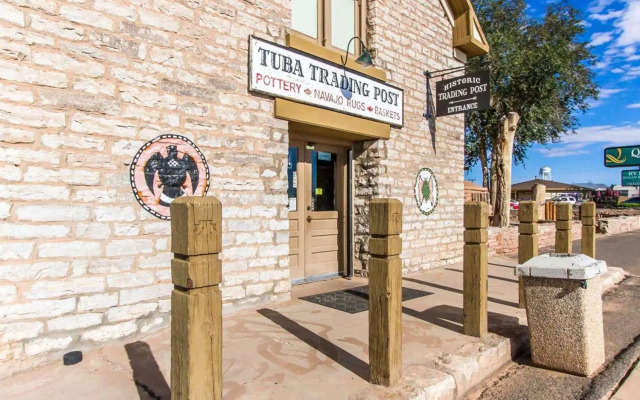 Navajoland Hotel of Tuba City