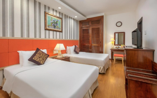 Sun River Hotel