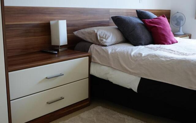 Hullidays - The Sawmill Suite