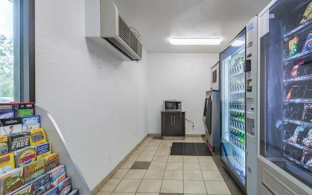 Motel 6 Ft. Pierce, FL, Fort Pierce