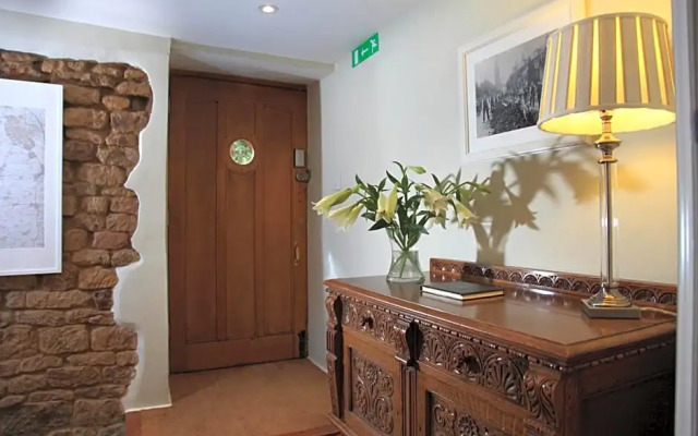 Virginia House Bed and Breakfast