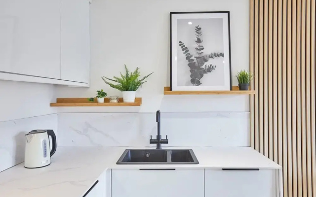 Host Stay Simply Scandi Golden Lion Apartments
