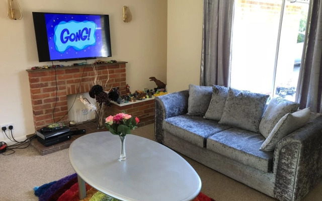 Beautiful big Independent Furnished Bungalow