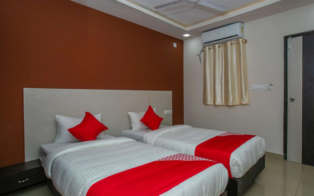 Varcity Phi Pavilion By OYO Rooms