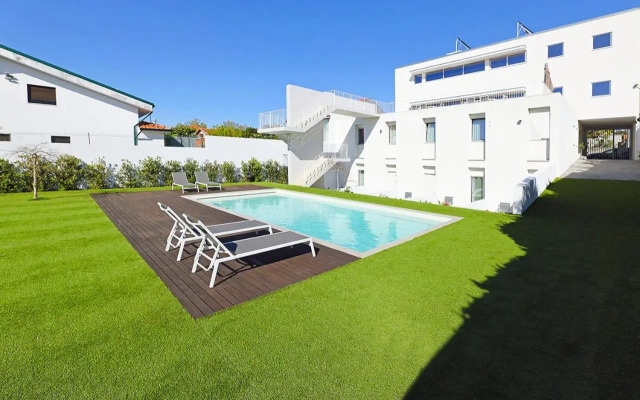 Uporto House Residence