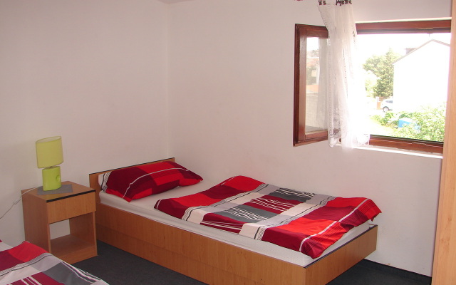 Apartment Port - great loaction and free parking: A1 Veliki  Murter, Island Murter