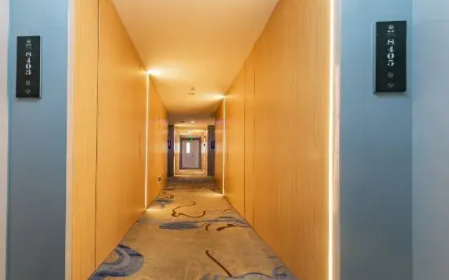 Naxiang Fujian Holiday Inn (Zhujiajian branch of Oriental Garden Hotel)