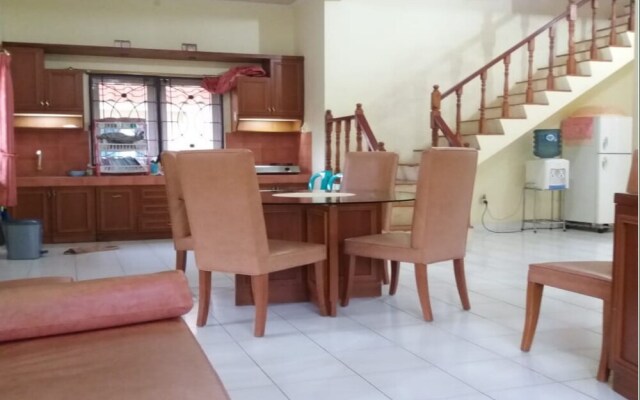 Villa Sasky Ciater Highland