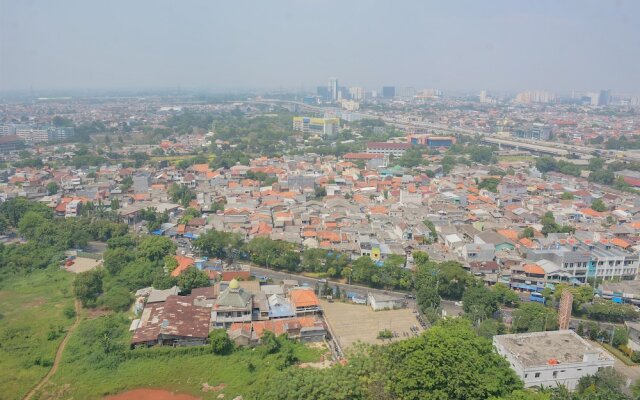 Strategic 2Br At Bassura City Apartment