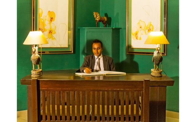 Corbett Riverside Resort