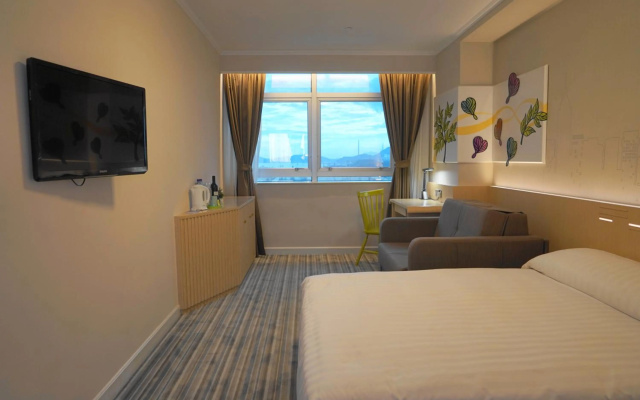 West Hotel – Guest Rooms – Hong Kong