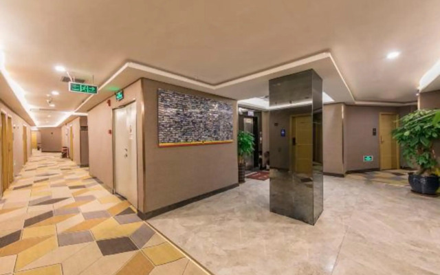 Comfort season hotel