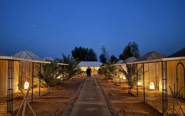 Sahara vibes luxury camp