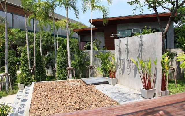 Sea Two Pool Villa Resort