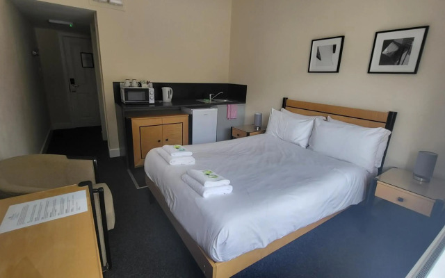 The Earlham Hotel