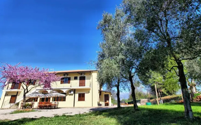 Agriturismo Antica Tenuta Chiola