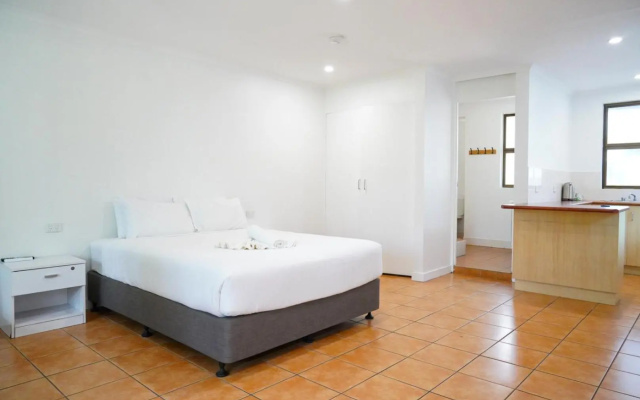 Nomads Airlie Beach – Guest Rooms – Airlie Beach