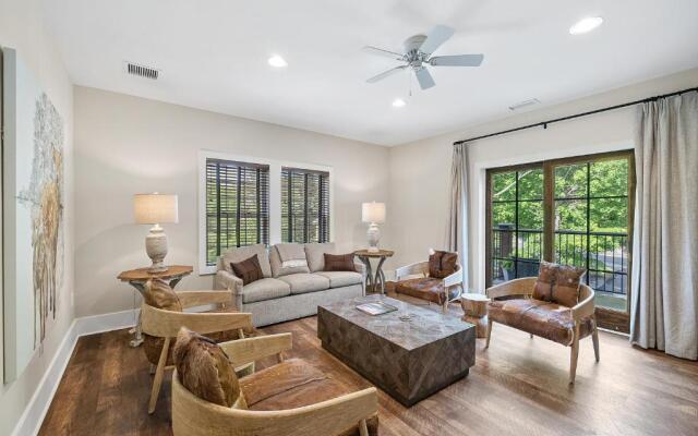 The Blowing Rock Manor