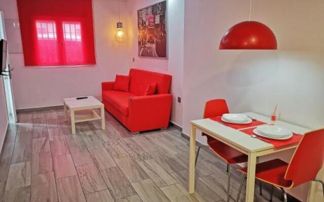 Conil Red-Black Apartment