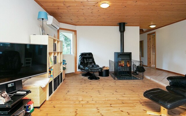 8 Person Holiday Home in Hals