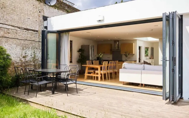 The Putney Wonder - Dazzling 3bdr Flat With Garden