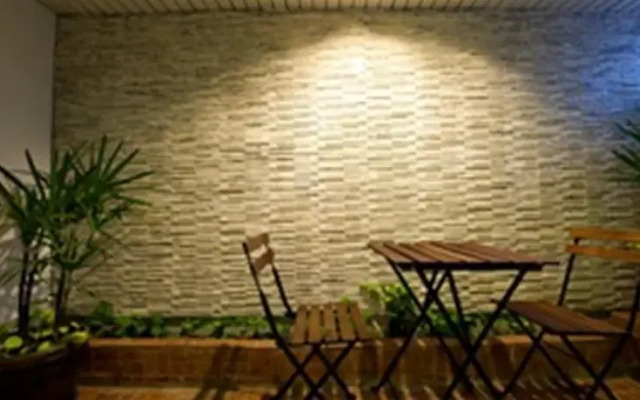 Bangpa-in Place Serviced Apartment