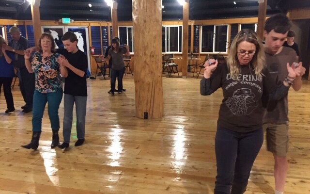 Ninilchik132.6 cabins and Rv park