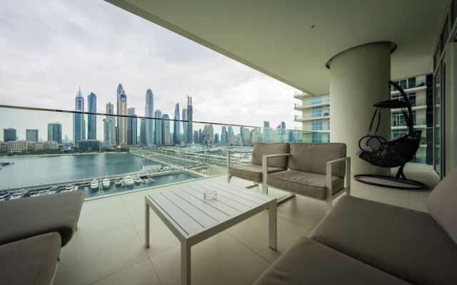 Glamorous 3BR with Marina view