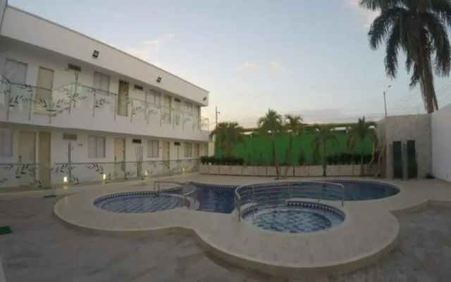 Hotel Calarca Club