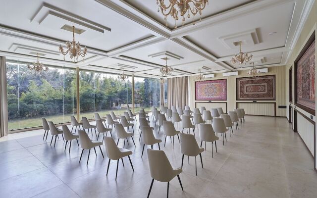 Olive Resorts & Villas