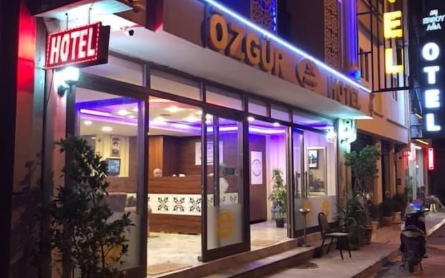 Ozgur Hotel