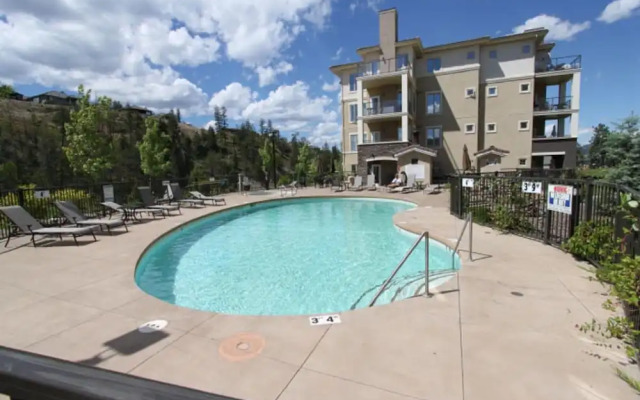 Pinnacle Pointe - By Vacations Kelowna