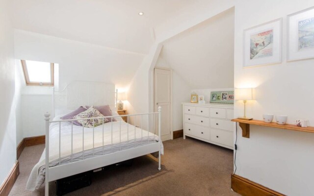 Veeve - Tierney Treasure