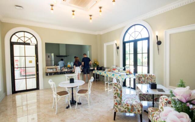 A Villa Hua Hin Hotel (SHA Certified)