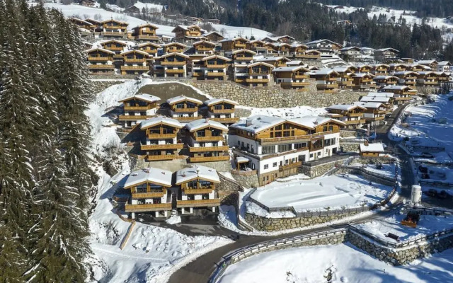 Splendid Chalet in Neukirchen near Wildkogel Ski Arena