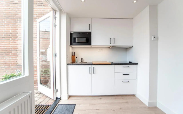 Happy Days Apartment - Luxurious - Free parking on own property