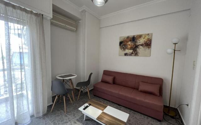 Piraeus 4