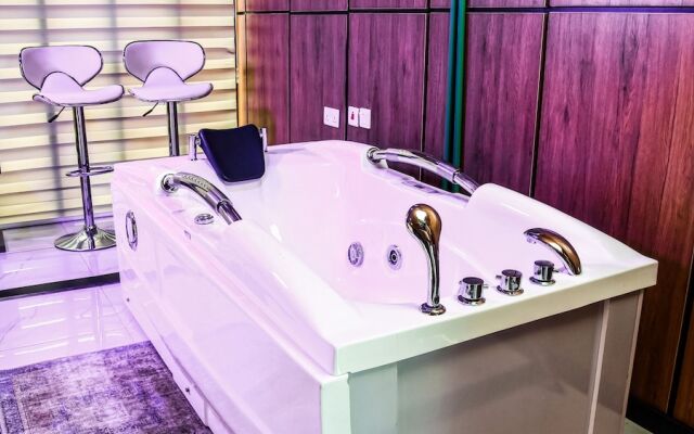 Swiss Executive Luxury Hotel