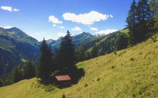 St Anton ski apartments