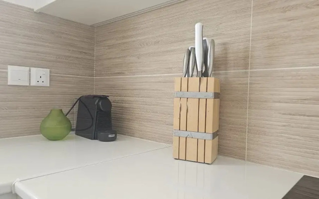 56 NIC - Stay Space View Apartment
