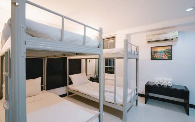 Noble House Patong