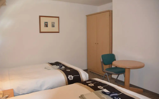 Harbor Plaza Hotel