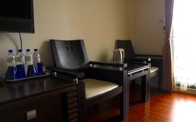 Amicasa Guesthouse