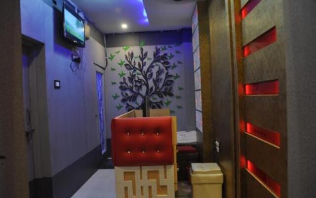 hotel golden inn