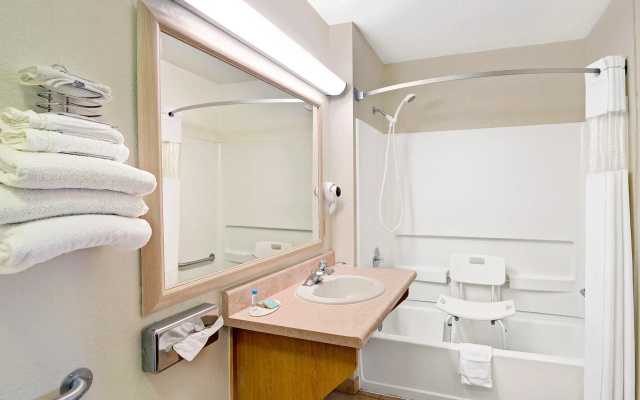 El Paso West Travelodge